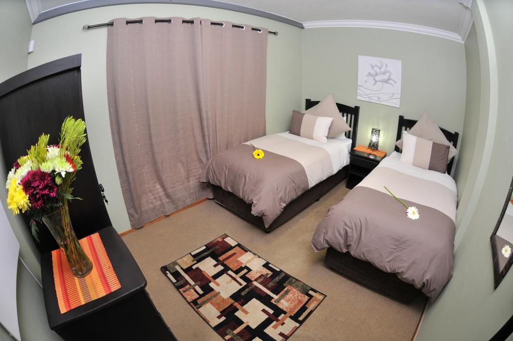 Summer Garden Guest House Benoni Exterior foto